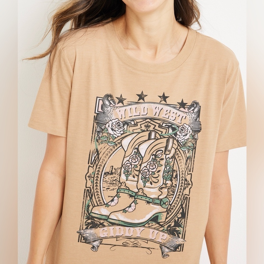 Maurices Wild West Oversized Graphic Tee Tan Short Sleeve Western Medium Women’s